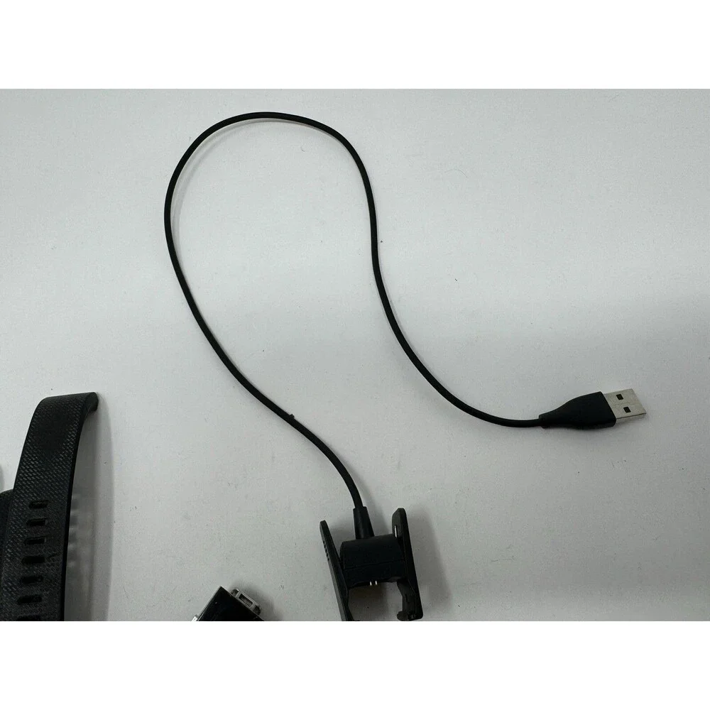 Fitbit Charge 2 Fitness with 2 wrist bands and charger (*Read*)